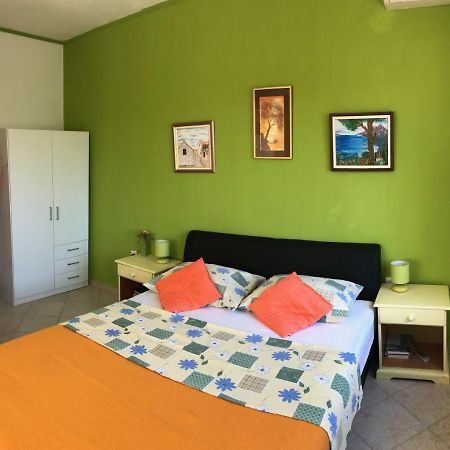 Family Stakic Apartman Baška Voda Kültér fotó