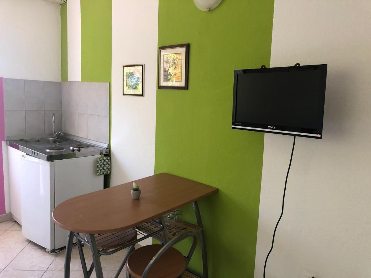 Family Stakic Apartman Baška Voda Kültér fotó